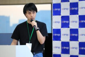 WinTicketの中鉢かけるが登壇している様子