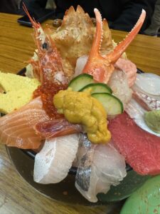近江町市場で食べた海鮮丼